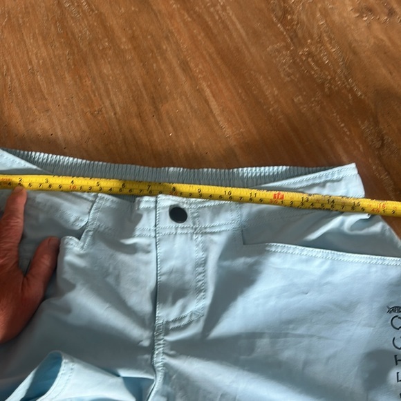 Ladies AFTCO Microbyte Fishing Shorts Sky Blue 4
Like‎ NEW! - Picture 8 of 8
